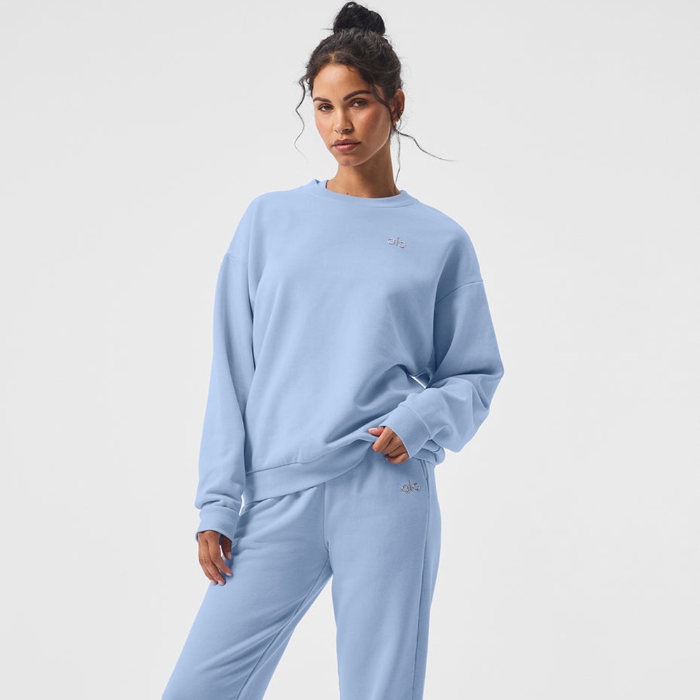 ALO YOGA Accolade Crew Neck Pullover Seashell Blue